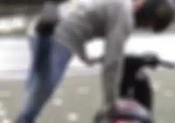 Saik! Bikers Ini Nyalain Skutik Kesayangannya Bak Like a Boss Cuy, Simak Videonya..