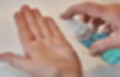 Jangan Tinggalkan Hand Sanitizer dalam Mobil, Ini Bahaya yang Bisa Ditimbulkan