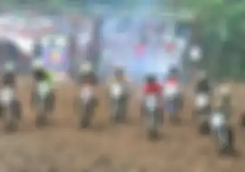 OtoRace: Sirkuit Penuh Lumpur, Dani Azka Juara Umum Grasstrack Majalengka