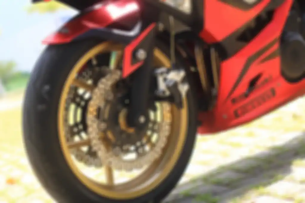 Kaki depan Kawasaki Ninja 250 jadi double disc brake pakai kepunyaan ER-6n, plug and play nih
