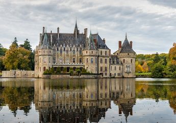 6 Arti Mimpi Melihat Istana, Ternyata Jadi Isyarat Positif Ini, Dari Keberhasilan hingga Kejayaan!
