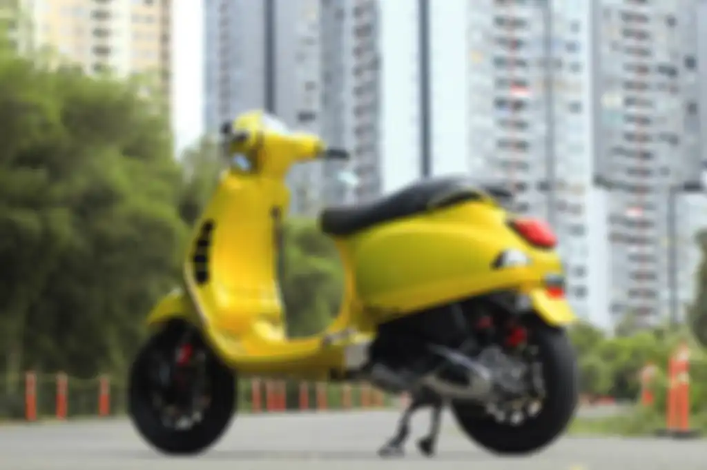 Modifikasi Vespa LX 125 milik Wilman Nata Kusuma.