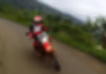 Ajib! Libas Jarak 285 Kilometer, Konsumsi Bahan Bakar Honda CRF 150L Bikin Melongo