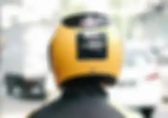 Helm Ojol Uber Yang Diobral Murah Speknya Bukan Abal-abal Tapi Udah SNI Tuh Gaeess..