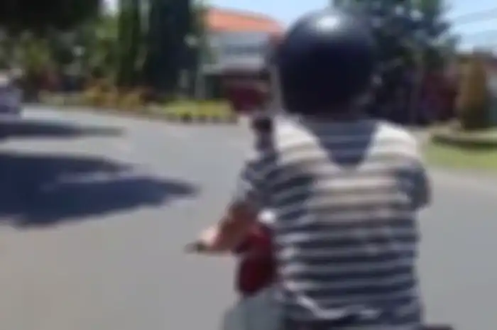 Ajak burung jalak naik Supra GTR 150