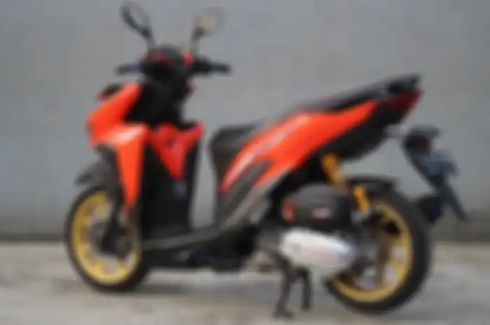Honda Vario 150 Berkaki PCX, Sok Belakang Ohlins Gold Mentereng, Kesan Mewah Mencuat
