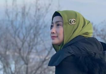 Desy Ratnasari Terpuruk Karena 2 Kali Gagal Pertahankan Rumah Tangga, Mantan Pacar Irwan Mussry Ungkap Wejangan sang Nenek Soal Hikmah Perceraian