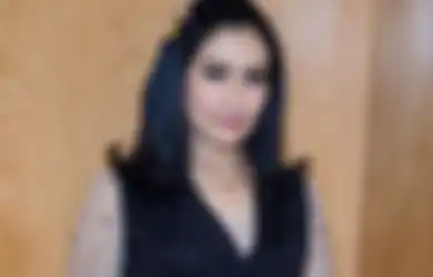 Muncul Tanpa Polesan Makeup, Iis Dahlia Banjir Hujatan Netizen Sampai Disebut Lelaki, Mantan Istri Aming Ikut Bela Hingga Ungkap Hal Ini