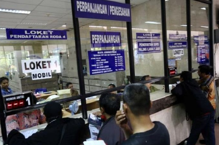 Apes mau bayar pajak kendaraan tapi datanya malah hilang di Samsat