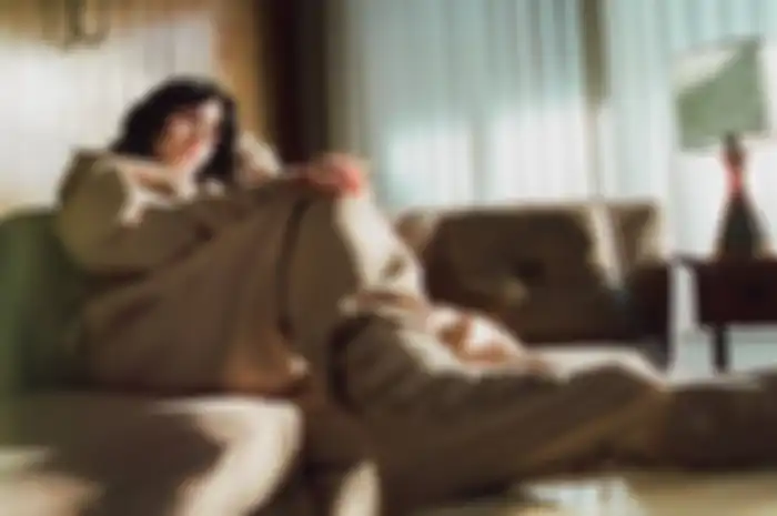 Billie Eilish Luncurkan Sneaker Air Force 1  Daur Ulang Hasil Kolaborasi dengan Nike 