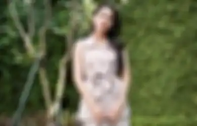 Dulu Jauh dari Kemegahan, Terungkap Masa Lalu Sandra Dewi yang Pernah Jualan Baju Anak di Pasar
