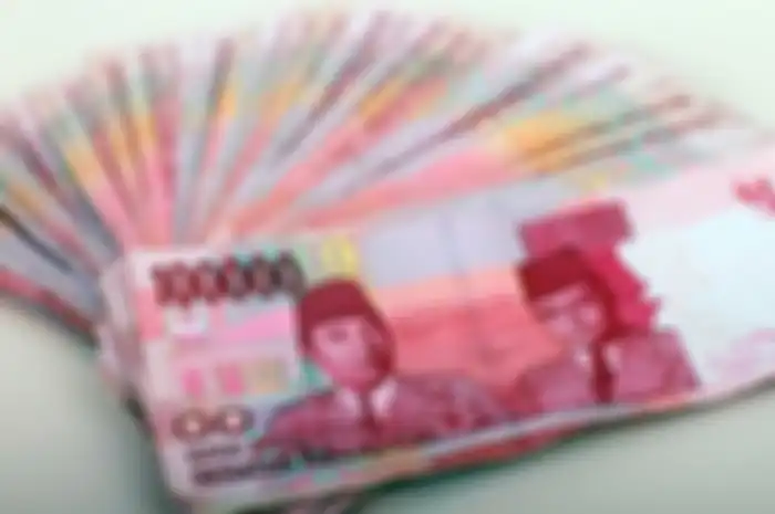 Uang tunai Rp 3 juta dibagikan pemerintah khusus Desember 2021, cepat daftar siapkan KKS.