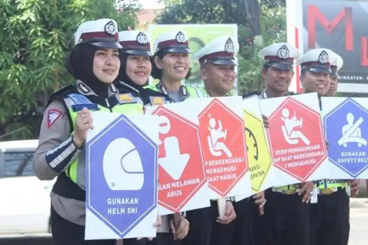 Lewat Grup di Media Sosial, Satlantas Gowa Berikan Info Tertib Lalu Lintas