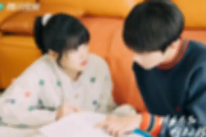Drama Cinta 'Time and Him Are Just Right'