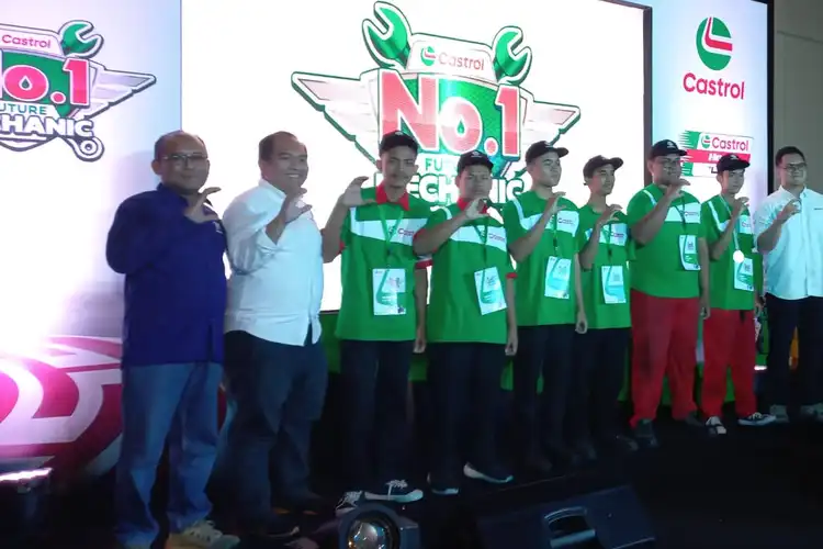 Jangan Ngiri Lihat Siswa SMK Pemenang Castrol No 1 Mechanic 2024 Ikutan Tim MotoGP di Mandalika