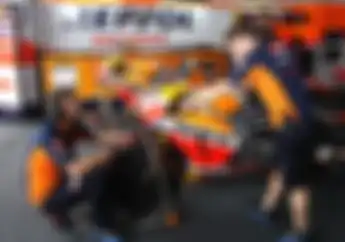 Gokil.. Cuma Butuh 5 Menit Buat Ganti Setingan Motor MotoGP Kering ke Basah, Lihat Videonya