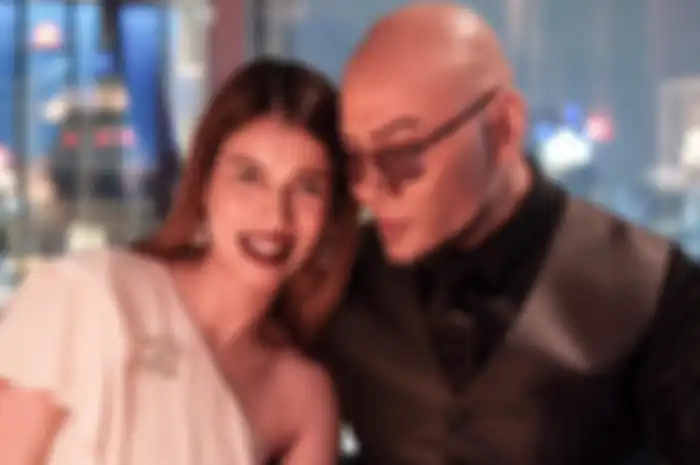 Sabrina dan Deddy Corbuzier