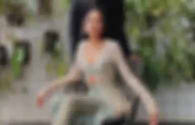 Biodata Artis Eva Celia, Putri Sophia Latjuba yang Bikin Baper Netizen Sedunia Maya Gegara Momen Harunya Dilamar Sang Kekasih
