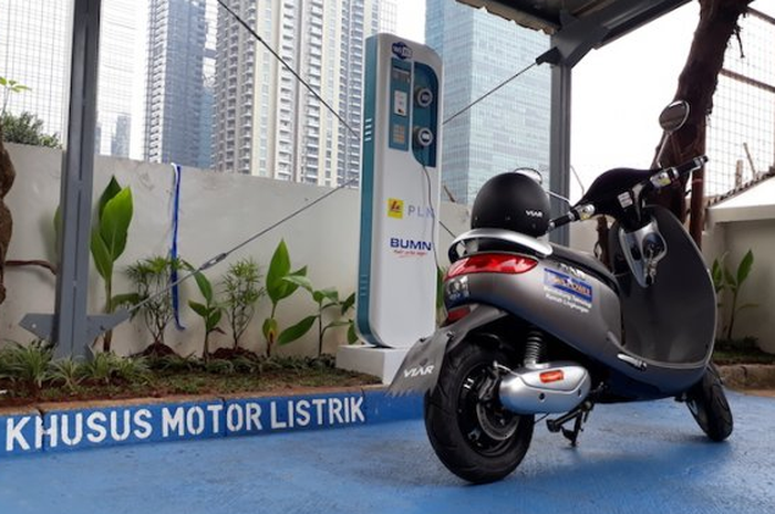 Ilustrasi parkir Motor Listrik