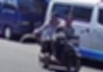 Pelajar SMP Dibacok Pengendara Motor Saat Turun dari Angkot di Sukabumi