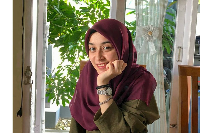Maya Nabila mahasiswi S3 termuda