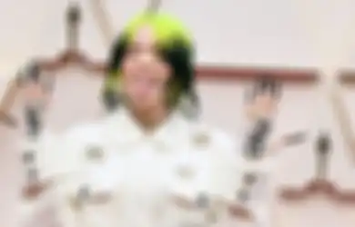 Kejadian Ini Bikin Billie Eillish Hampir BRK di Celana Pas Britney Spears Dansa Pake Lagunya