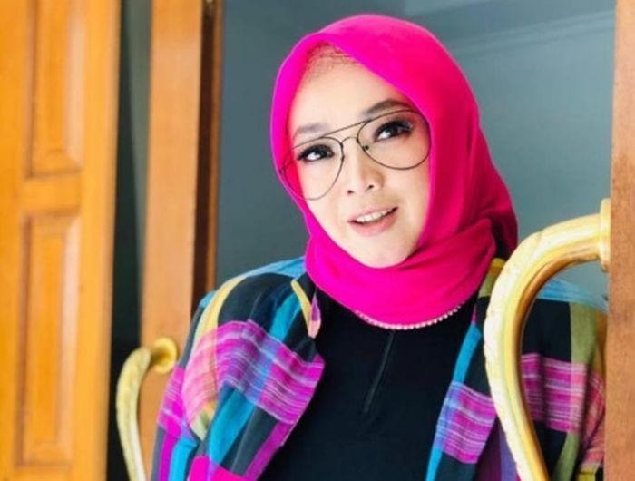 Rina Gunawan meninggal dunia
