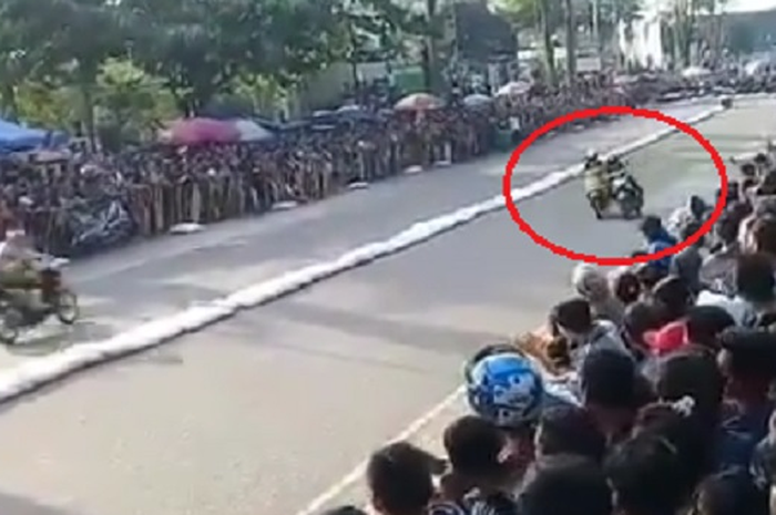 Persaingan ketat hingga terjadi kontak fisik