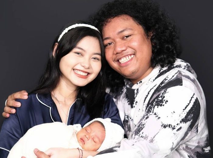 Marshel Widianto dan keluarga.