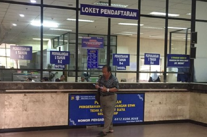 Ingin bayar pajak kendaraan 5 tahunan tapi berhalangan hadir? Bisa diwakilkan kok, ini syaratnya bro.