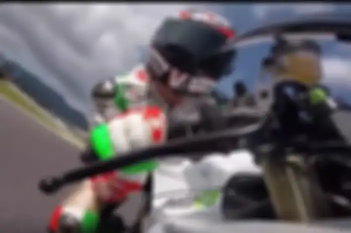 Max Biaggi tes MotoE