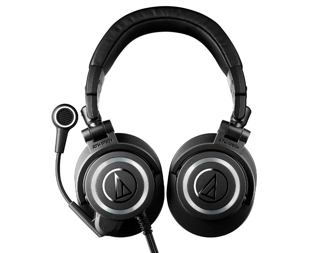 Tampilan headset gaming Audio-Technica yang memiliki mic khusus untuk kegiatan sreaming.