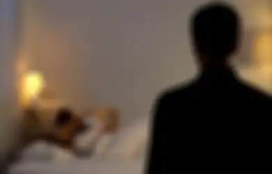 Nekat Terabas Aturan Larangan Mudik Covid-19, Pria Ini Justru Berakhir dengan Penyesalan Pergoki Istri Tercinta Ngamar Bareng Pria Simpanan