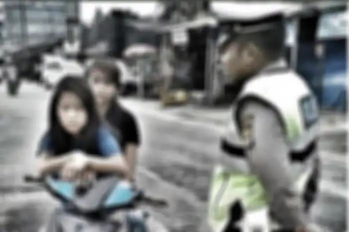 Foto ABG terciduk polantas