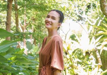 Gandeng Hotman Paris untuk Polisikan Netizen yang Hina Putrinya, Shandy Aulia Panen Dukungan Warganet: Mantap, Kekuatan Seorang Ibu Menahan Sabar