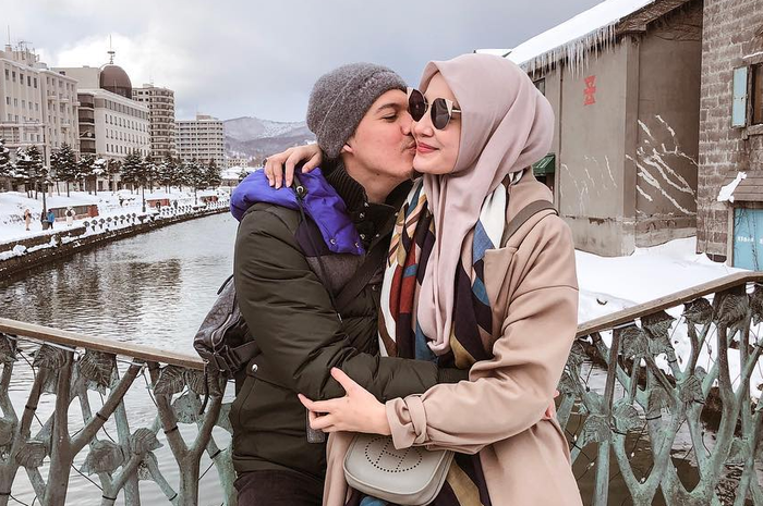 Zaskia Sungkar dan Irwansyah