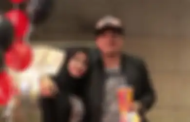 Mulut Terkunci Rapat Usai Sebulan Lepas dari Pelukan Engku Emran, Laudya Cynthia Bella Mendadak Unggah Foto Lawas Saat Masih Jadi Istri Jutawan Malaysia dan Singgung Hari Pembebasan, Ada Apa?