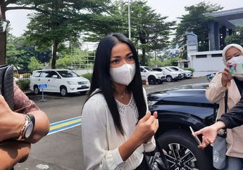 'Semoga Vonis Seberat-beratnya' Bakal Dipertemukan dengan Mantan ART Ibunya di Ruang Sidang, Nirina Zubir Merasa Campur Aduk  &nbsp;