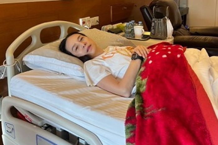 Kondisi Madam Pang setelah masuk rumah sakit usai cicil hutang federasi pakai uang pribadi.