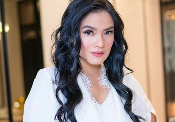 OTW Bukber Bareng Suami dan Anak, Intip Gaya Mewah Titi Kamal Kenakan Tas Puluhan Juta!