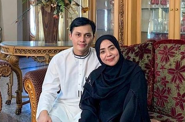 Muzdalifah dan Fadel Islami