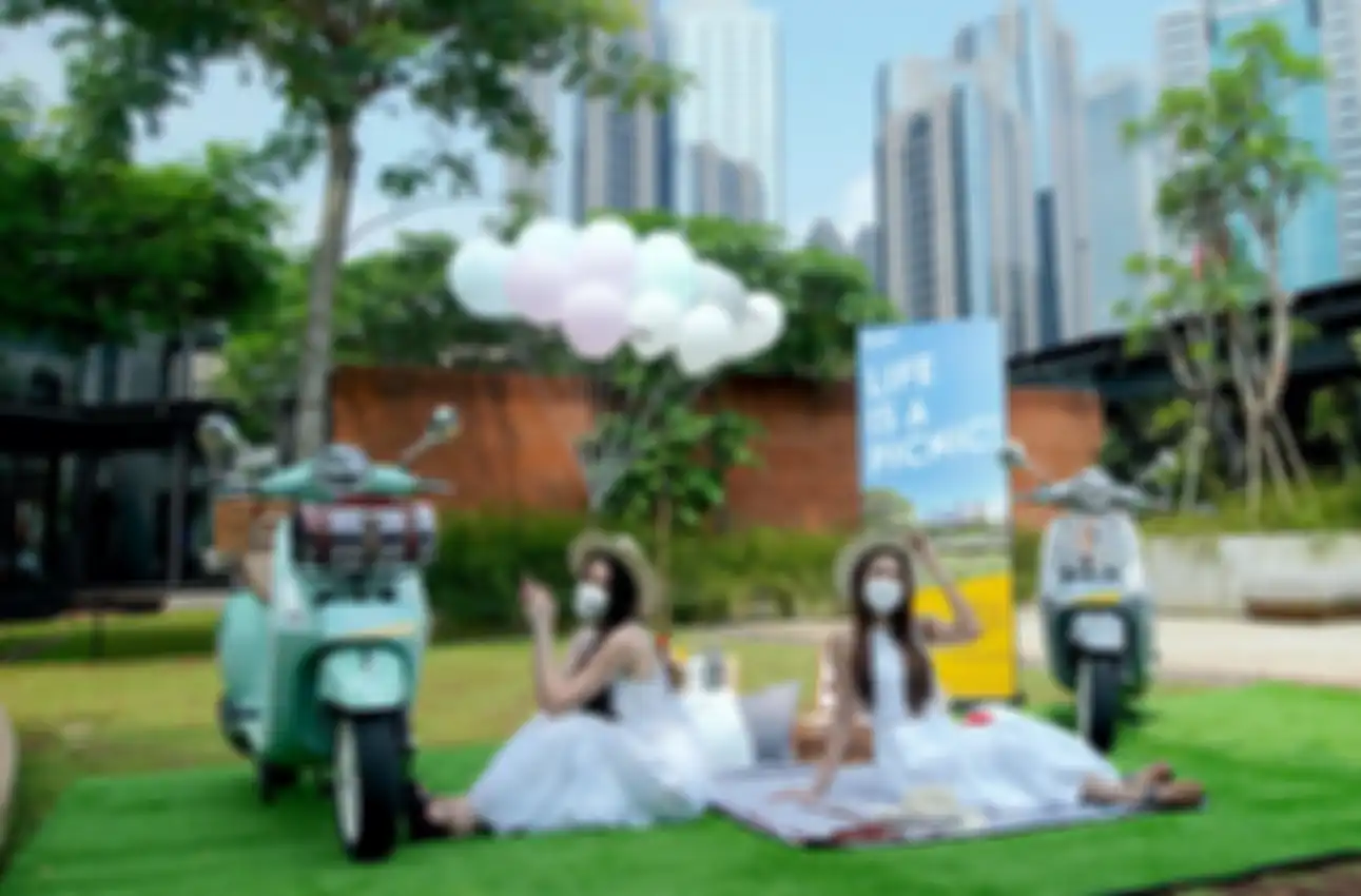 Vespa Picnic Limited Edition.
