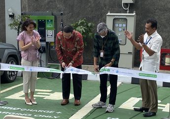 Populasi Kendaraan Listrik Melonjak, Utomo Chargeplus dan Kompas Gramedia Resmikan SPKLU