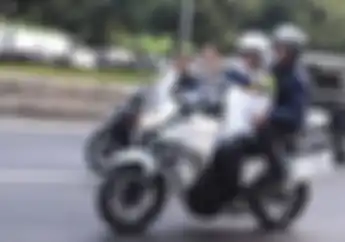 Keren! Anies Baswedan Lakukan Inspeksi Ke Kawasan Kalibata Naik Kawasaki Versys-X 250 Tourer