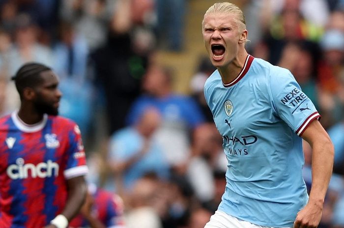 Striker Manchester City, Erling Haaland, merayakan gol ke gawang Crystal Palace dalam laga Liga Inggris di Stadion Etihad, Sabtu (27/8/2022).