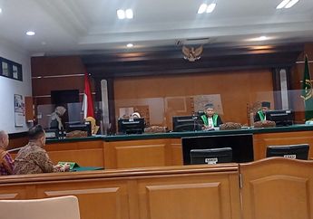 Sidang Cerai Kembali Digelar, Kimberly Ryder dan Edward Akbar Kompak Absen