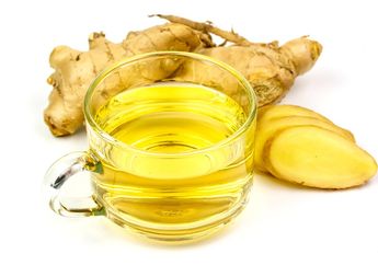 Bisa Bikin Sakit-sakitan, Tolong Orang dengan 4 Kondisi Ini Jangan Sembarangan Minum Air Jahe, Efek Sampingnya Nggak Main-main!