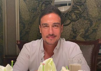 Aksinya Sedang Pungut Sampah di depan Minimarket Terekam Kamera dan Bikin Warganet Heboh, Hamish Daud Akhirnya Ngaku Lelaki Dalam Video Viral Tersebut Adalah Dirinya, Suami Raisa: Cuma Kebiasaan