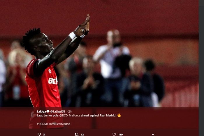 Selebrasi penyerang Mallorca, Lagos Junior usai mencetak gol ke gawang Real Madrid di Estadi de Son Moix, dalam laga pekan ke-9 Liga Spanyol, Sabtu (19/10/2019) atau Minggu dini hari WIB.