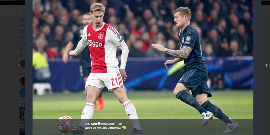 Klub Ezra Walian Untung Rp 59 Miliar dari Transfer Frenkie de Jong ke Barcelona